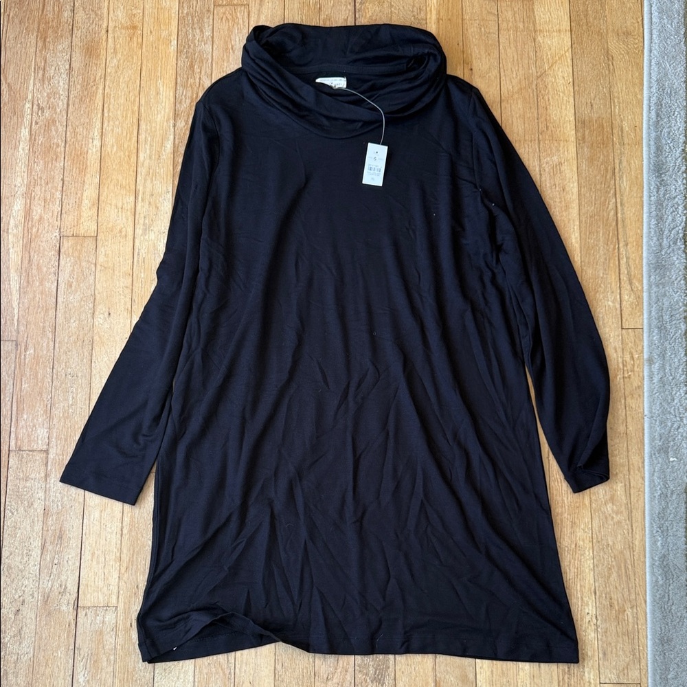 NWT black  Long Sleeve Cowl Neck Dress